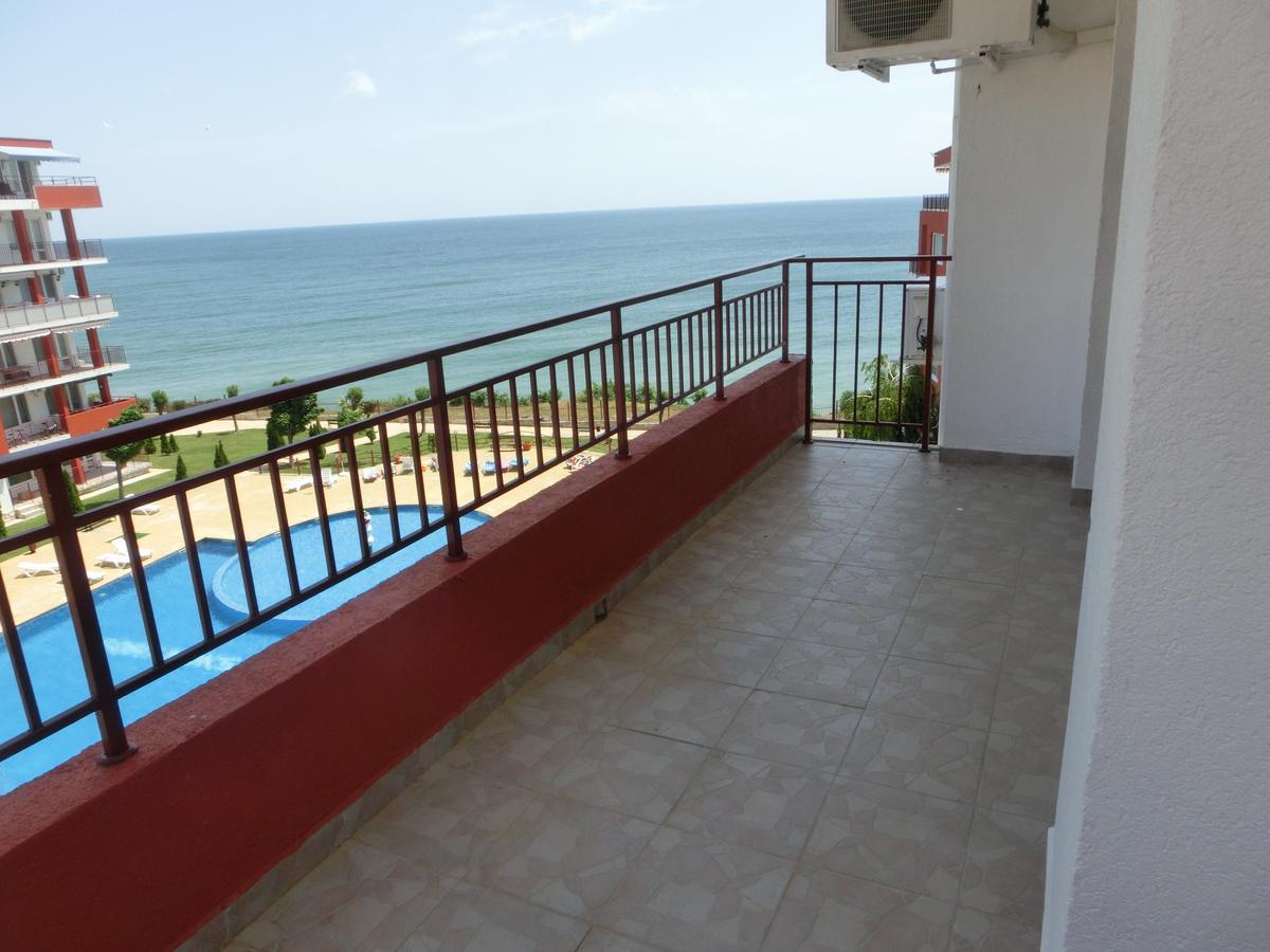 Sea View Panorama Apartment On Complex With Pools And Beach, Sveti Vlas Exterior photo